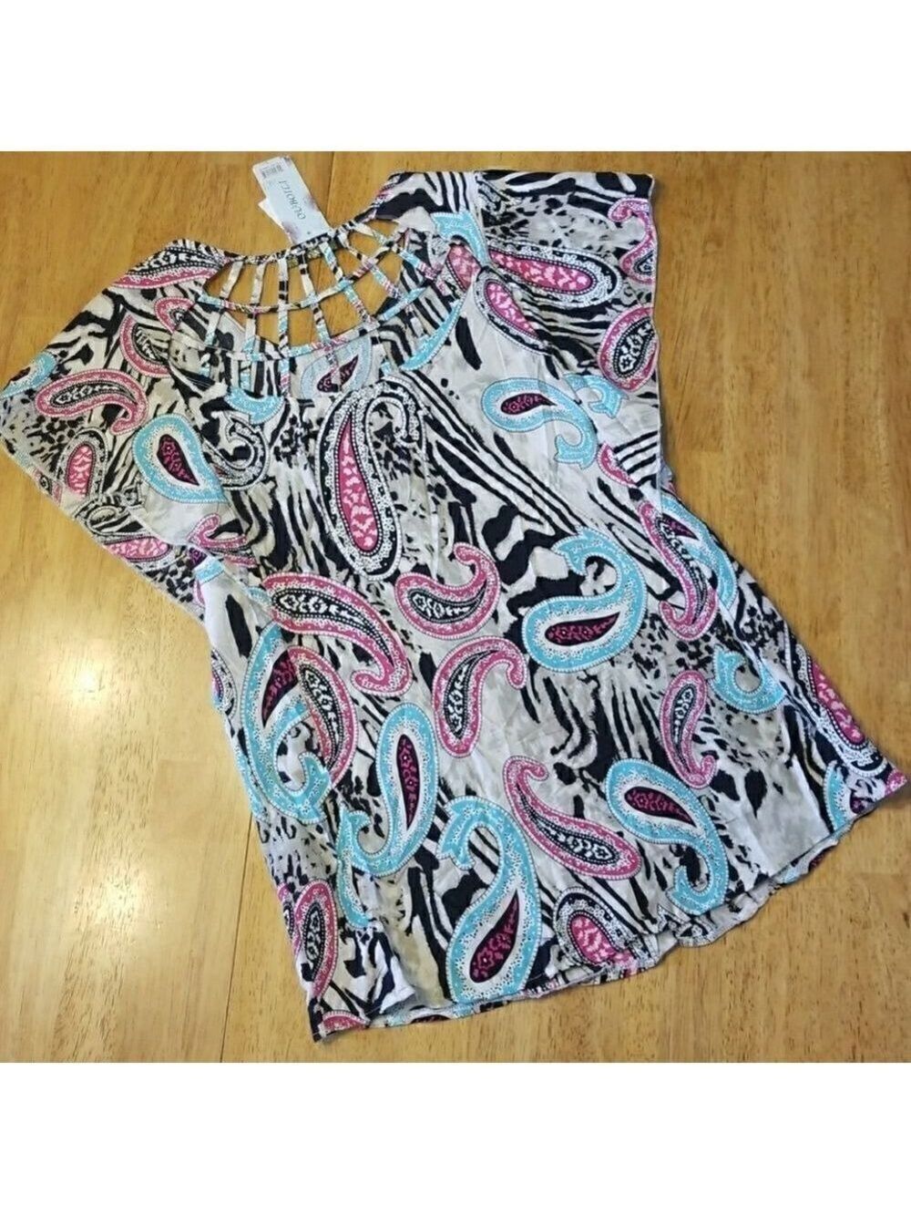 𝅺New Watercolor Paisley Tribal Ladies Blouse By OVBOILI  NWT Beaded Neckline - Picture 2 of 10